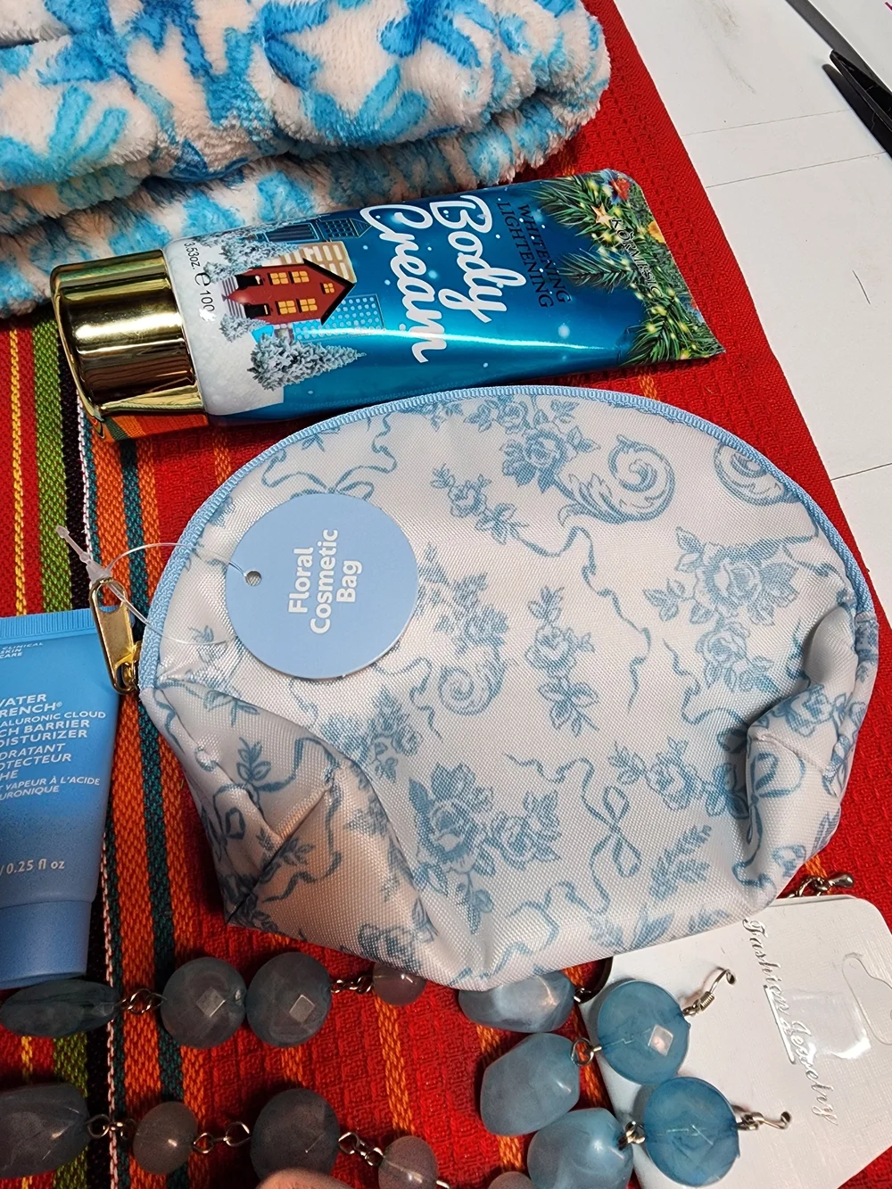 Blue Spa & Self-Care Beauty Bundle | Skincare Accessories & Pampering Set